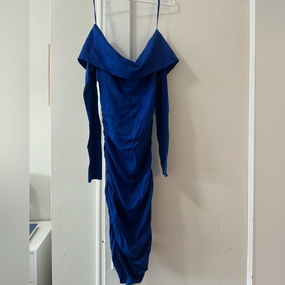 DVF Off Shoulder Blue Long Sleeve Dress NWT - 0 - Picture 3 of 5